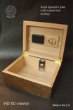 Handcrafted Humidor With Inlaid Family Crest Hd50 With Free Shipping. 3 small