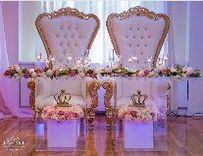 Acrylic Bridal Table - Clear Slab Top, Pillar Base 1 small