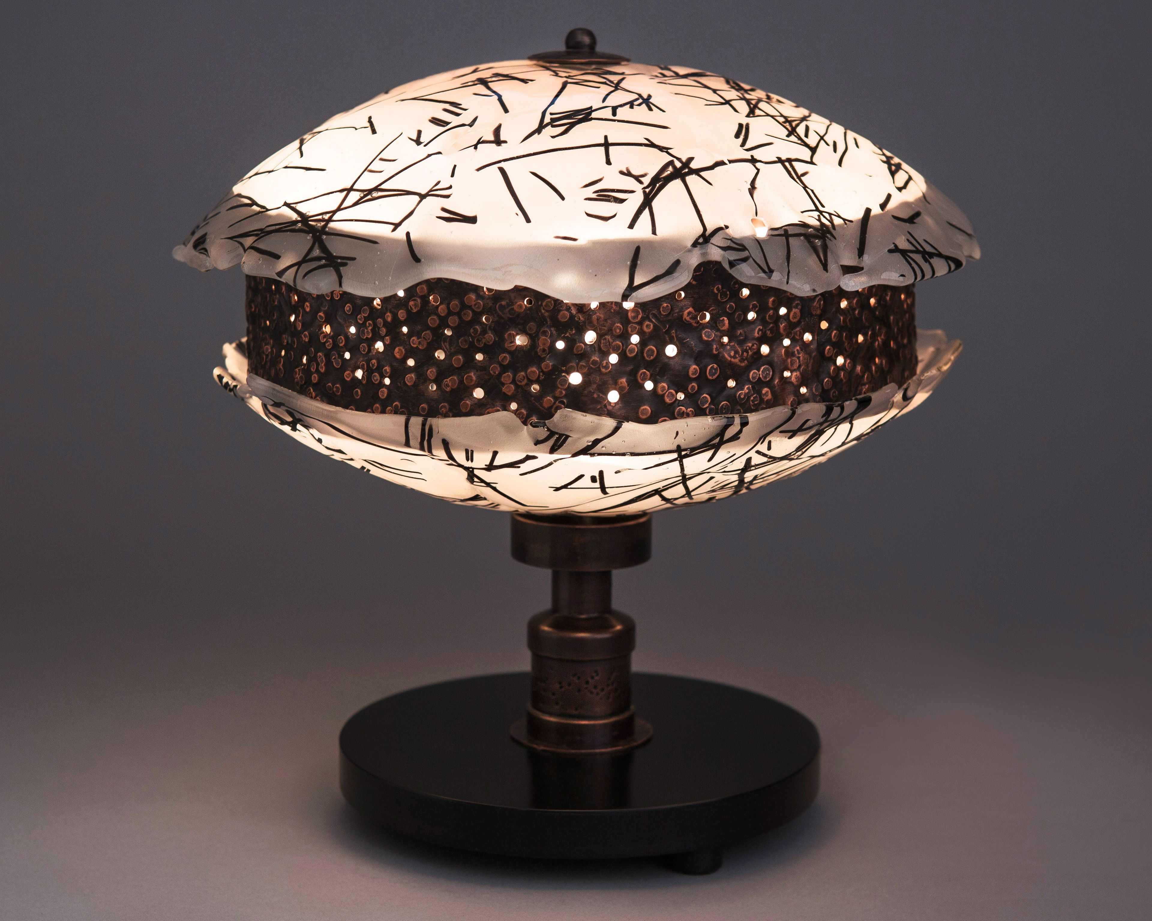 Mini Clamshell Lamp